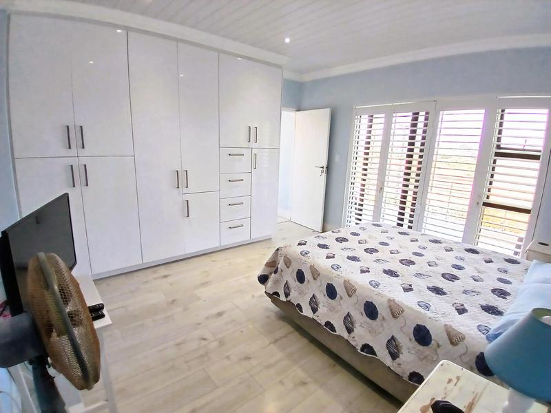 3 Bedroom Property for Sale in Stilbaai Wes Western Cape